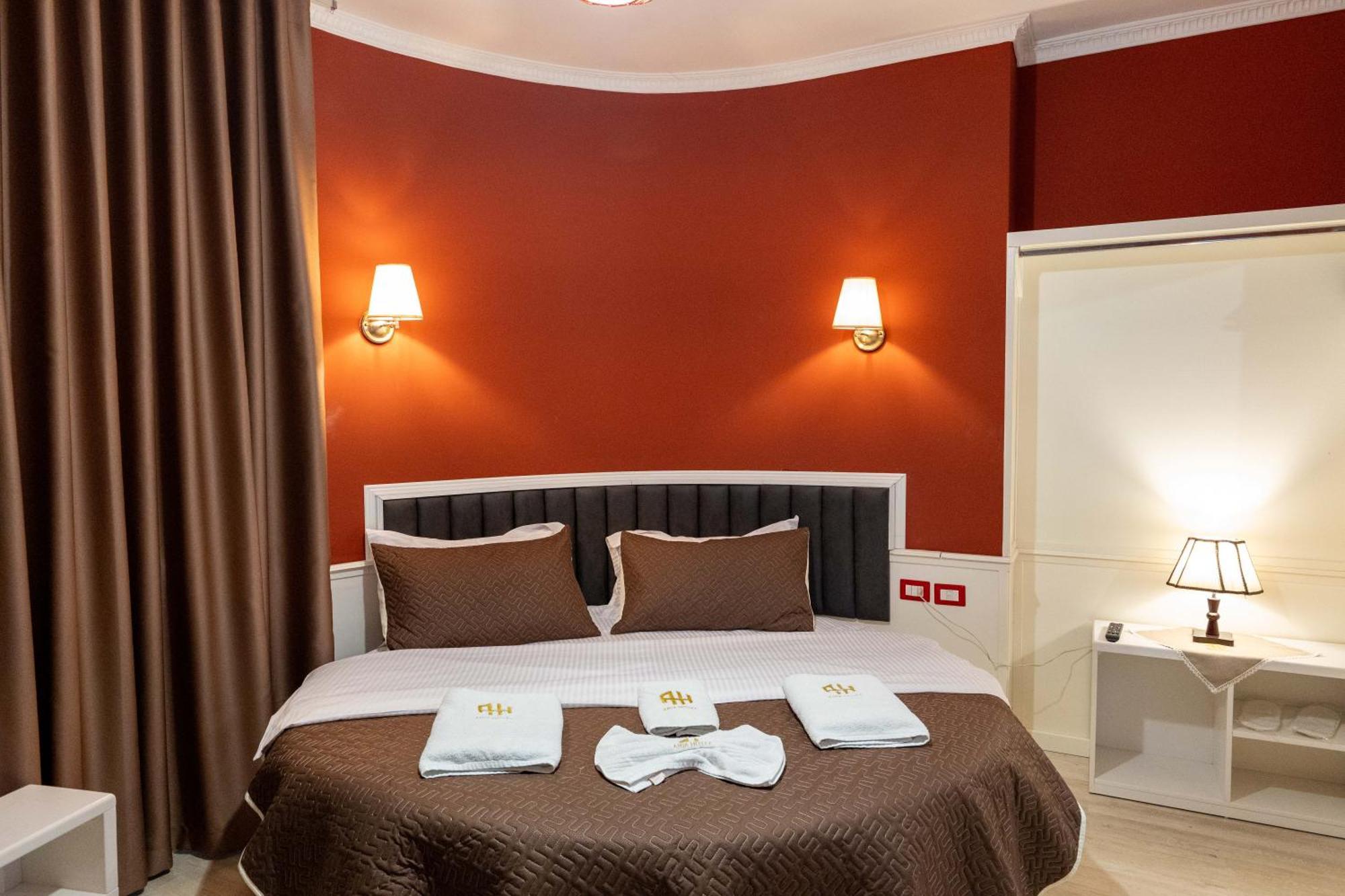Hotel Aria Тирана Экстерьер фото